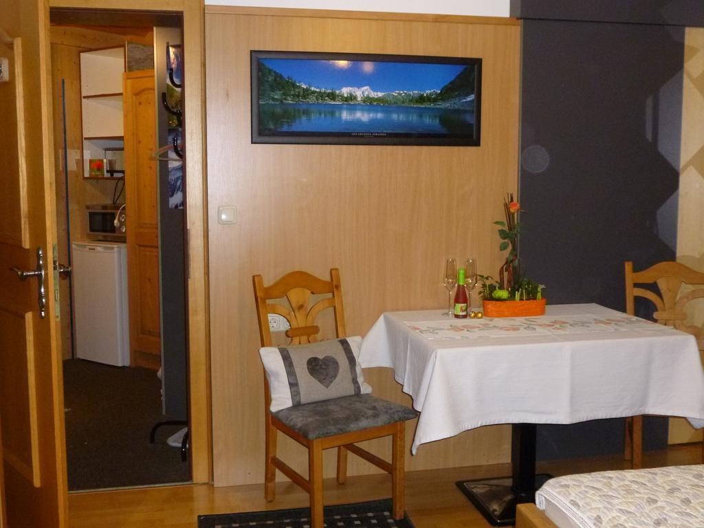 Ferienwohnungen Hauser Вайдринг Номер фото