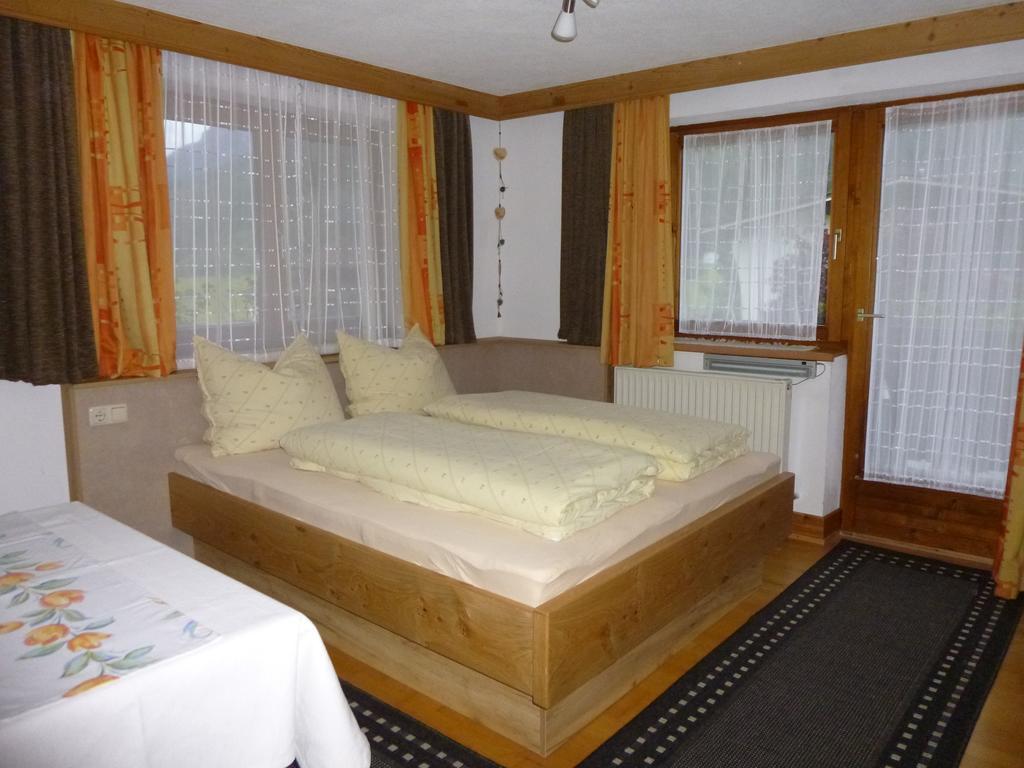 Ferienwohnungen Hauser Вайдринг Номер фото