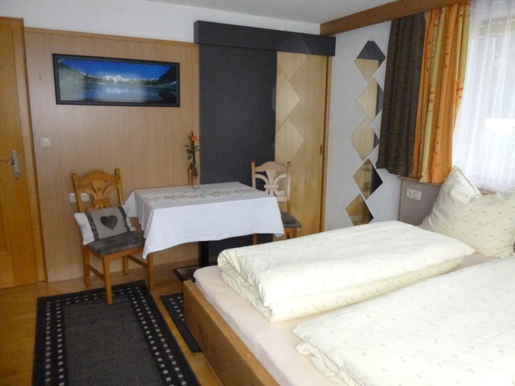 Ferienwohnungen Hauser Вайдринг Номер фото